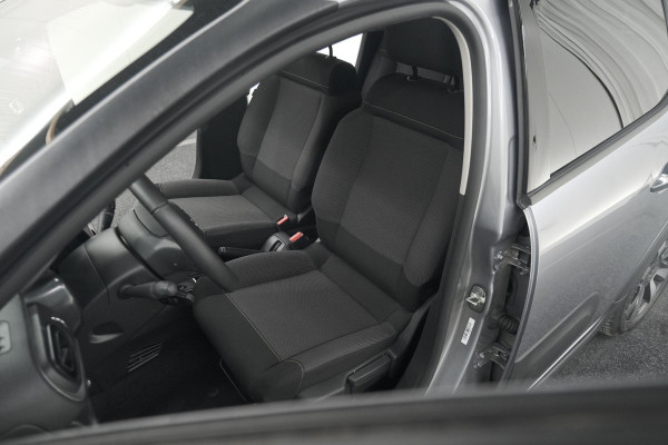 Citroën C3 PureTech 110 EAT6 Max | Camera | Parkeersensoren | Navigatie | Apple Carplay