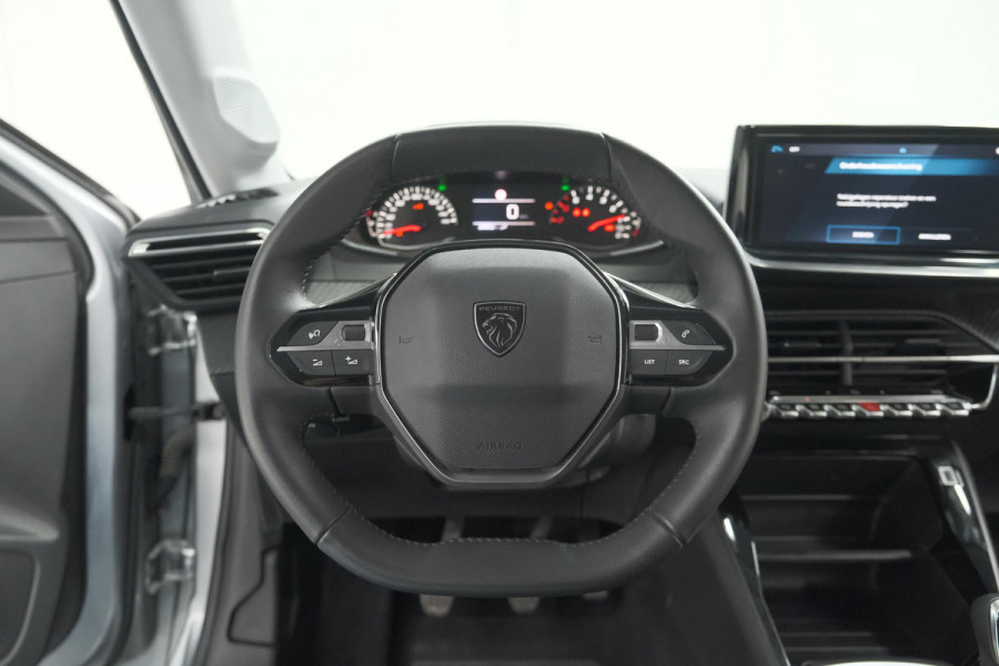 Peugeot 208 PureTech 100 Active | Parkeersensoren | Navigatie | Apple Carplay
