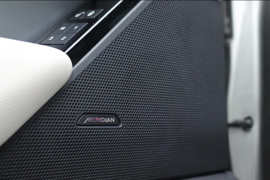 Land Rover Range Rover Velar 2.0 I4 Turbo AWD R-dynamic Carplay / Camera