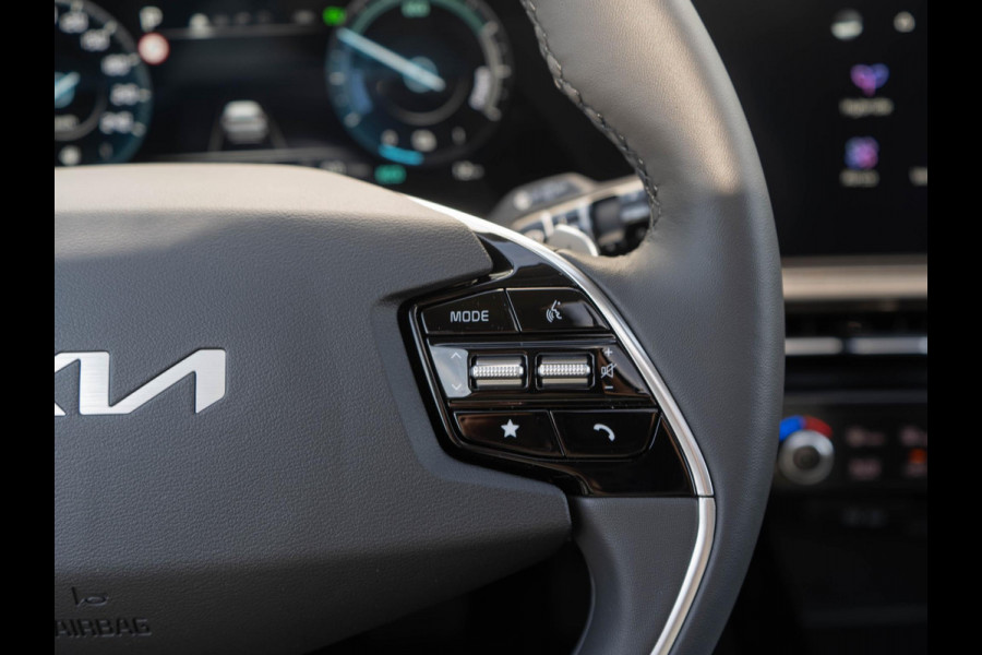 Kia Niro 1.6 GDi Hybrid DynamicPlusLine | OP VOORRAAD | HUD | PDC | Schuif/kanteldak |