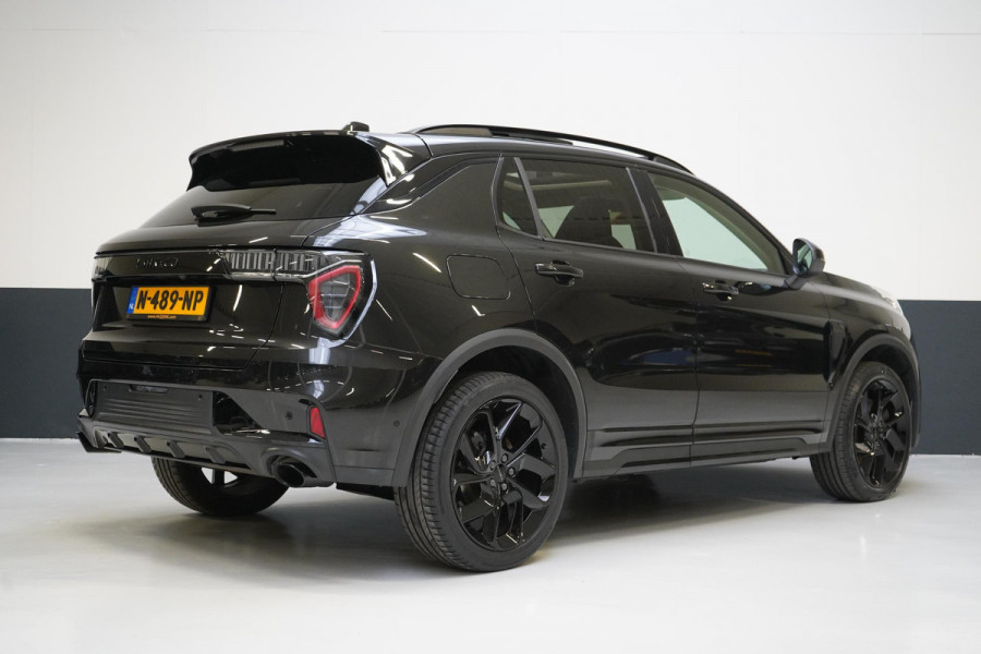 Lynk & Co 01 1.5 | Zwart optiek | Panoramadak | Navigatie | Memory | Apple CarPlay
