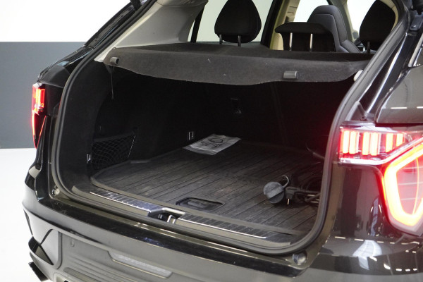 Lynk & Co 01 1.5 | Zwart optiek | Panoramadak | Navigatie | Memory | Apple CarPlay