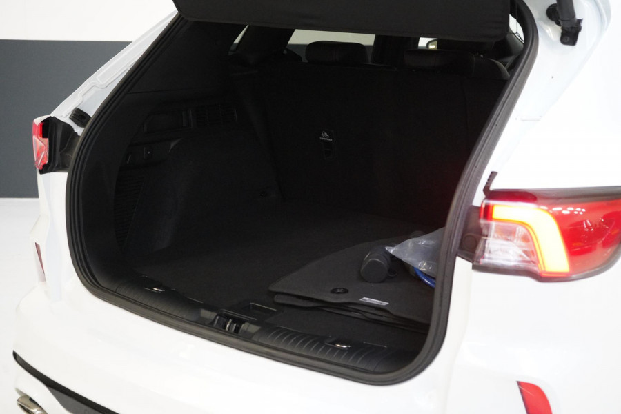 Ford Kuga 2.5 PHEV ST-Line | Trekhaak | Lm velgen | Navigatie | Winterpack | Achteruitrijcamera