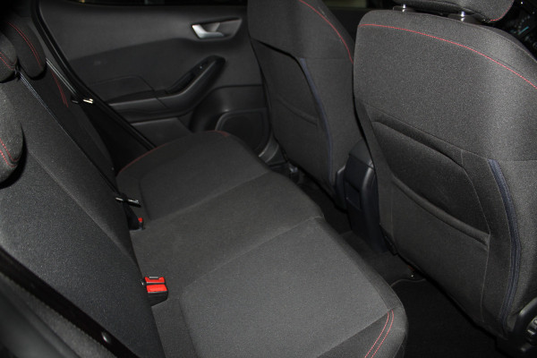 Ford Fiesta 1.0-125pk EcoBoost Mild-Hybrid ST-Line. Luxe, sportieve en goed onderhouden Fiesta ! Autm. airco, Cruise control, Lane assist, 17" Lmv, Parkeersensoren Achter, Metallic lak, Navigatie by Apple/Android, LED verlichting etc.