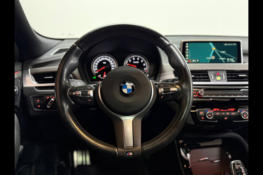 BMW X2 SDrive18i High Executive | M-Pakket | Pano | HUD | 19' inch | Alcantara | Navigatie | LED