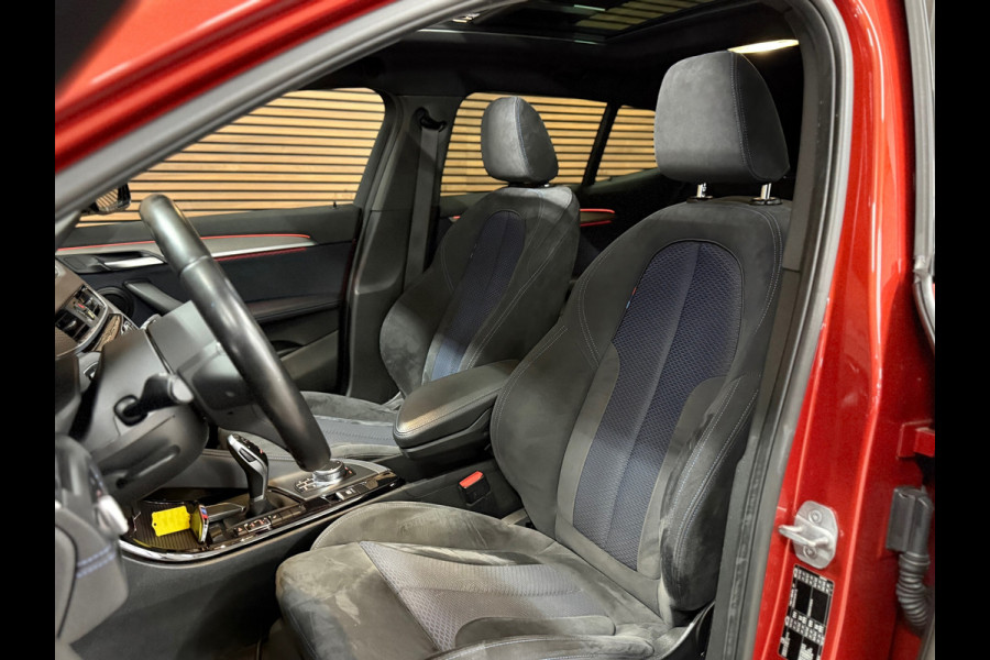 BMW X2 SDrive18i High Executive | M-Pakket | Pano | HUD | 19' inch | Alcantara | Navigatie | LED