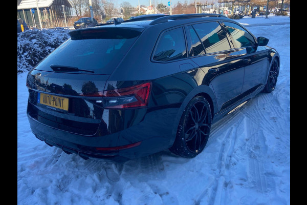 Škoda Superb Combi 1.5TSI RS-SPORTLINE/PANO/MAXTON/VIRTUAL