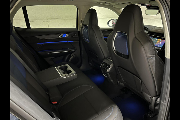 Lynk & Co 01 1.5 Plug-in Black Edition Sfeerver. NAP