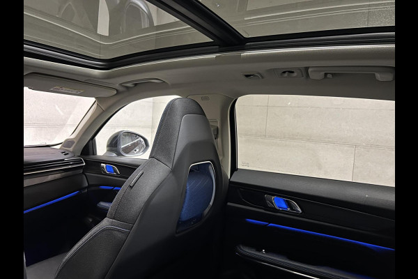 Lynk & Co 01 1.5 Plug-in Black Edition Sfeerver. NAP