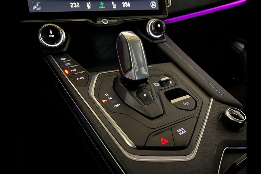 Lynk & Co 01 1.5 Plug-in Black Edition Sfeerver. NAP