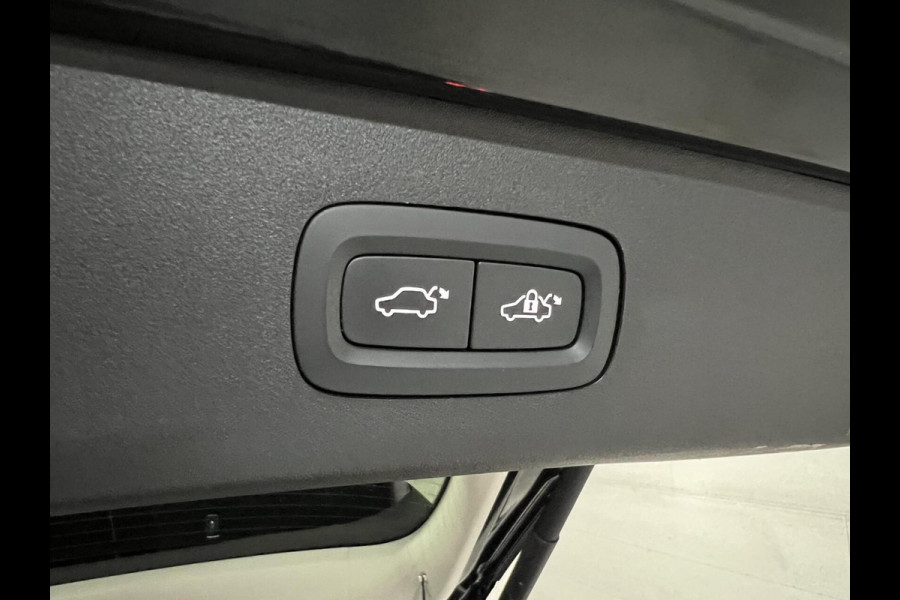 Lynk & Co 01 1.5 Plug-in Black Edition Sfeerver. NAP