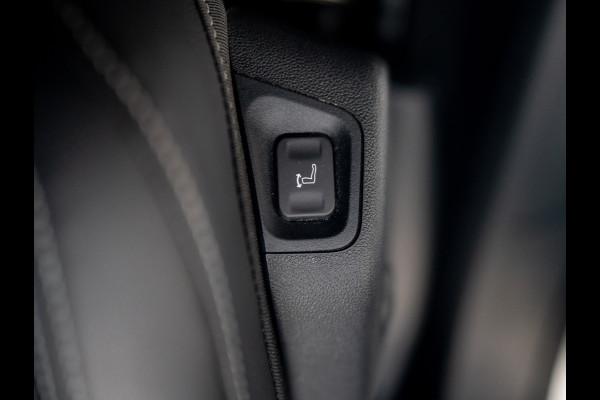 Opel Grandland 1.2 Turbo 130Pk Ultimate | Led Matrix | Elk A-klep | Keyless | Prijs Rijklaar!!