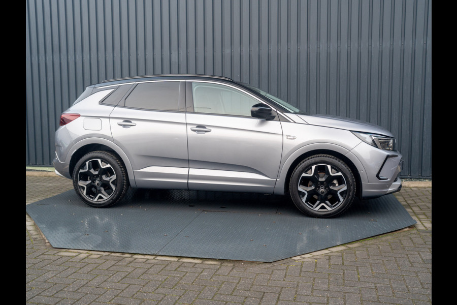 Opel Grandland 1.2 Turbo 130Pk Ultimate | Led Matrix | Elk A-klep | Keyless | Prijs Rijklaar!!