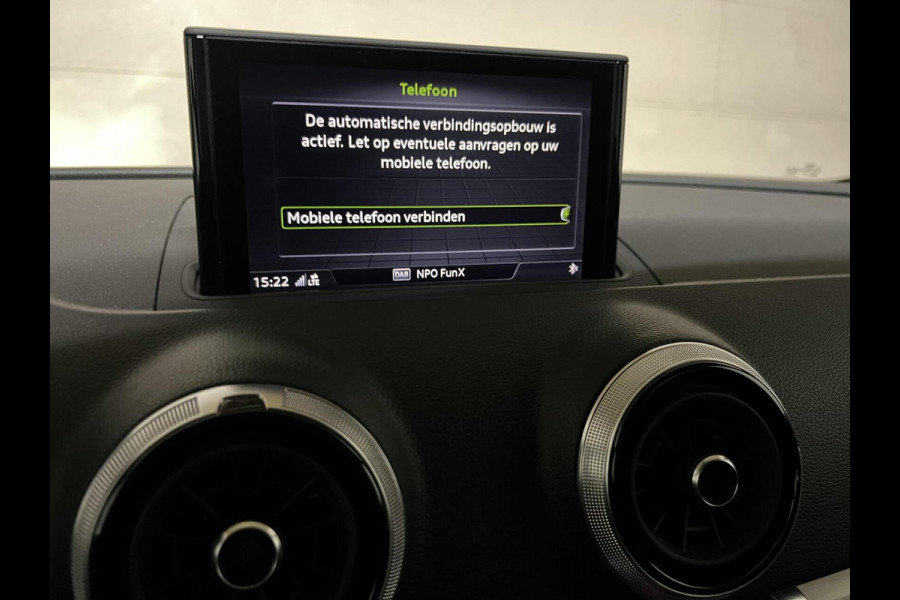 Audi A3 Sportback 35 TFSI 150PK S-Line Black Edition Virtual