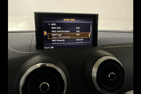 Audi A3 Sportback 35 TFSI 150PK S-Line Black Edition Virtual