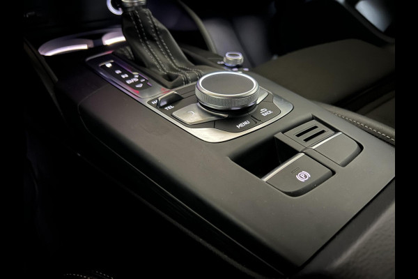 Audi A3 Sportback 35 TFSI 150PK S-Line Black Edition Virtual