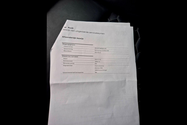 Audi A4 Avant 2.9 TFSI RS 4 quattro panodak . Head up