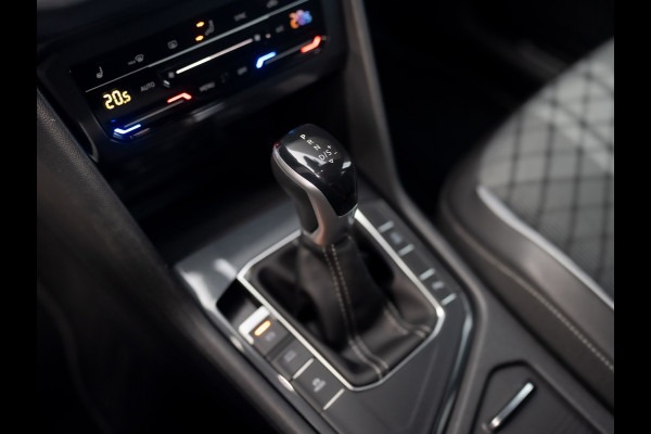 Volkswagen Tiguan 1.5 TSI R-Line Business+ | Harman/Kardon | 20'' | Trekhaak wegkl. | Elk. A-klep | IQ Light | Prijs Rijklaar!!