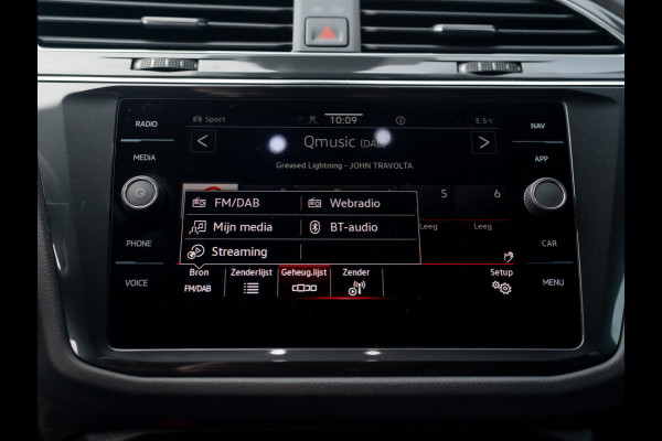 Volkswagen Tiguan 1.5 TSI R-Line Business+ | Harman/Kardon | 20'' | Trekhaak wegkl. | Elk. A-klep | IQ Light | Prijs Rijklaar!!