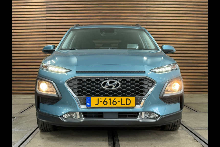 Hyundai Kona 1.6 GDI HEV Fashion Sky Automaat | Schuif/kanteldak | Carplay | Camera | HUD | Keyless