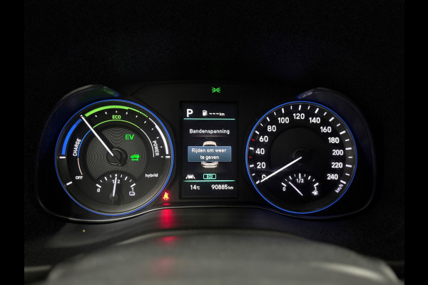 Hyundai Kona 1.6 GDI HEV Fashion Sky Automaat | Schuif/kanteldak | Carplay | Camera | HUD | Keyless