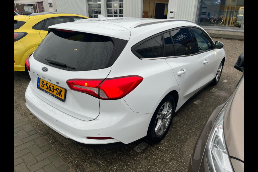 Ford FOCUS Wagon 1.0 EcoBoost 125 PK Trend Business | Winterpakket | Climate Control | Cruise Control | Privacy Glass | Dealeronderhouden