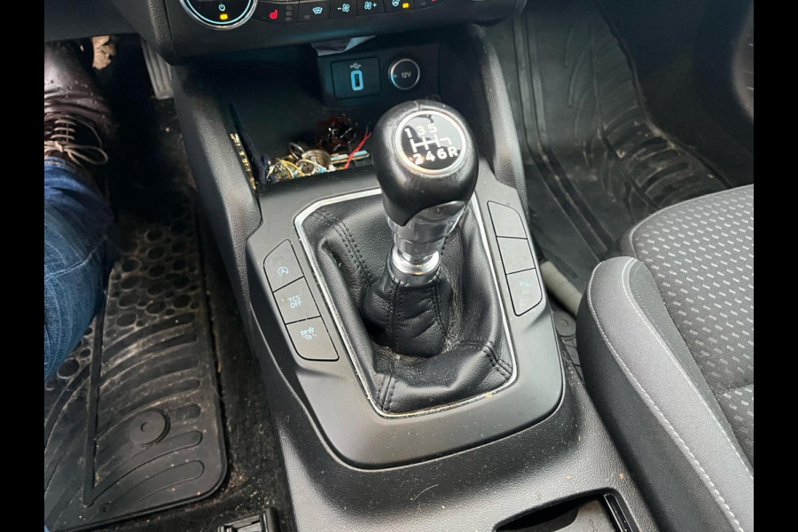 Ford FOCUS Wagon 1.0 EcoBoost 125 PK Trend Business | Winterpakket | Climate Control | Cruise Control | Privacy Glass | Dealeronderhouden