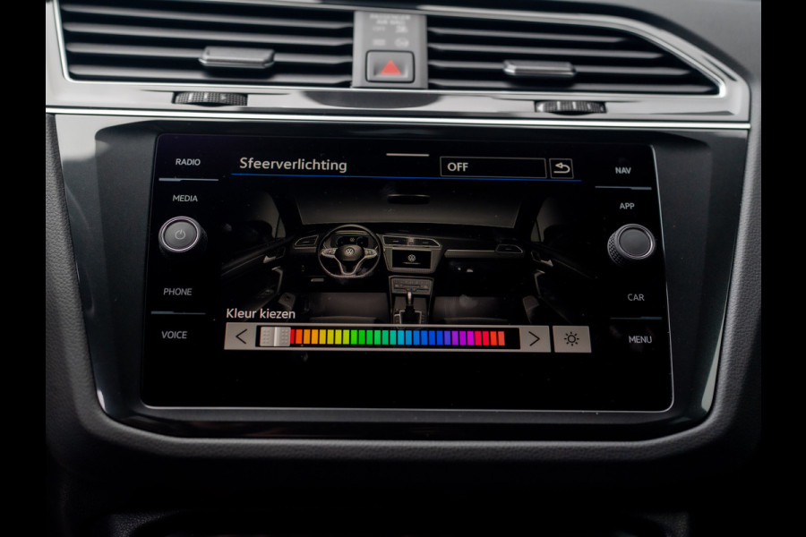 Volkswagen Tiguan 1.5 TSI R-Line Business+ | Trekhaak wegkl. | 20'' | Side Assist | Elk. A-klep | IQ Light | Prijs Rijklaar!!