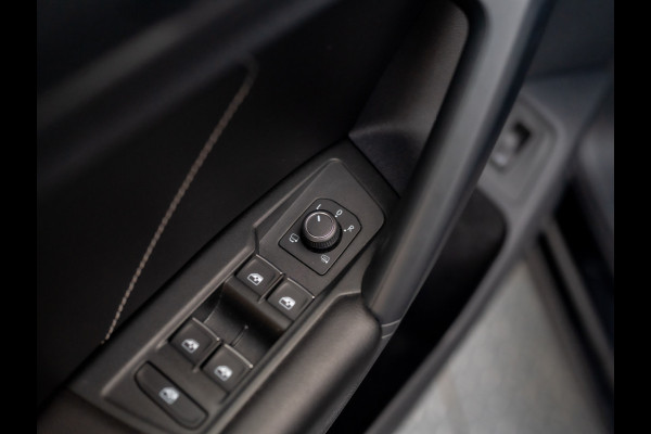 Volkswagen Tiguan 1.5 TSI R-Line Business+ | Trekhaak wegkl. | 20'' | Side Assist | Elk. A-klep | IQ Light | Prijs Rijklaar!!