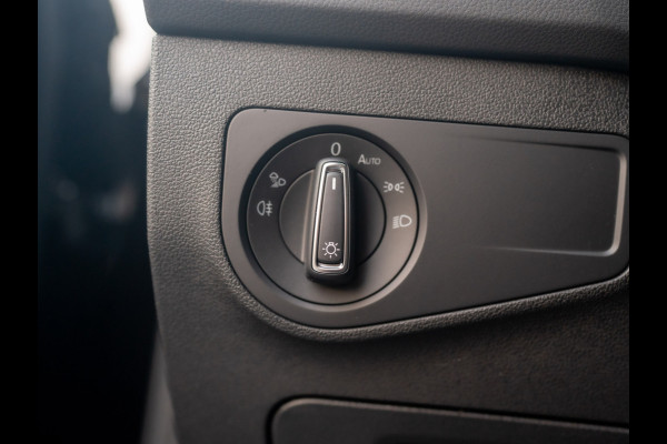 Volkswagen Tiguan 1.5 TSI R-Line Business+ | Trekhaak wegkl. | 20'' | Side Assist | Elk. A-klep | IQ Light | Prijs Rijklaar!!