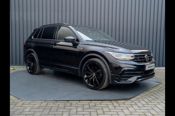 Volkswagen Tiguan 1.5 TSI R-Line Business+ | Trekhaak wegkl. | 20'' | Side Assist | Elk. A-klep | IQ Light | Prijs Rijklaar!!