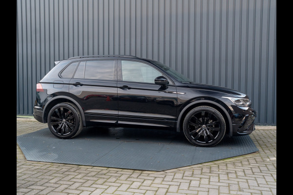 Volkswagen Tiguan 1.5 TSI R-Line Business+ | Trekhaak wegkl. | 20'' | Side Assist | Elk. A-klep | IQ Light | Prijs Rijklaar!!