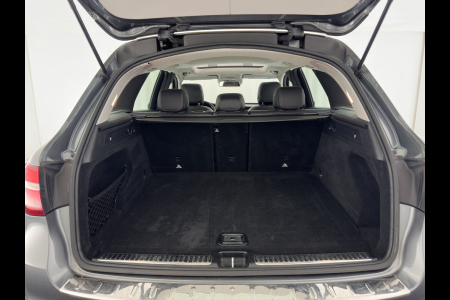 Mercedes-Benz GLC 220d 4MATIC Premium Plus (INCL-BTW) *PANO | LEATHER | FULL-LED | MEMORY-PACK | TOPVIEW | BLINDSPOT | HEATED-COMFORTSEATS | NAVI-FULLMAP | ECC | PDC | CRUISE | SHIFTPADDLES | TOWBAR | 18''ALU*