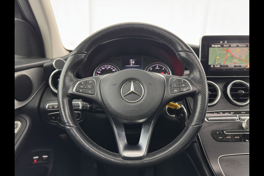 Mercedes-Benz GLC 220d 4MATIC Premium Plus (INCL-BTW) *PANO | LEATHER | FULL-LED | MEMORY-PACK | TOPVIEW | BLINDSPOT | HEATED-COMFORTSEATS | NAVI-FULLMAP | ECC | PDC | CRUISE | SHIFTPADDLES | TOWBAR | 18''ALU*