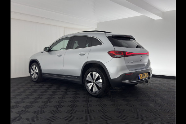 Mercedes-Benz EQA 250 Business Solution Luxury 67 kWh [ 3-Fase ] (SOH-94%) (INCL-BTW) *PANO | LEATHER | WIDESCREEN-COCKPIT | FULL-LED | BLINDSPOT | AMBIENT-LIGHT | CAMERA | NAVI-FULLMAP | DAB+ | COMFORT-SEATS | ECC | SHIFTPADDLES | CRUISE | HEATED-SEATS | ...