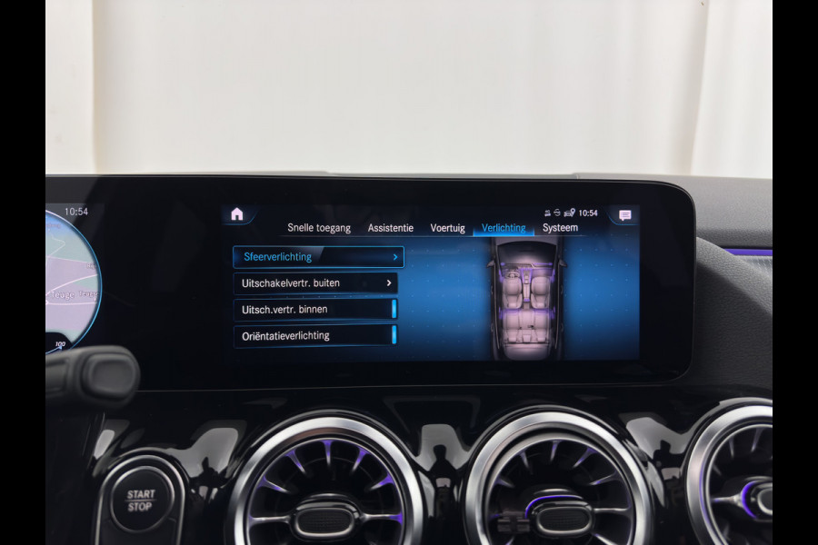 Mercedes-Benz EQA 250 Business Solution Luxury 67 kWh [ 3-Fase ] (SOH-94%) (INCL-BTW) *PANO | LEATHER | WIDESCREEN-COCKPIT | FULL-LED | BLINDSPOT | AMBIENT-LIGHT | CAMERA | NAVI-FULLMAP | DAB+ | COMFORT-SEATS | ECC | SHIFTPADDLES | CRUISE | HEATED-SEATS | ...