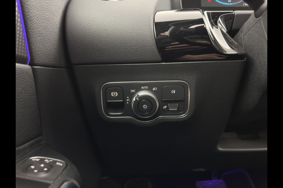 Mercedes-Benz EQA 250 Business Solution Luxury 67 kWh [ 3-Fase ] (SOH-94%) (INCL-BTW) *PANO | LEATHER | WIDESCREEN-COCKPIT | FULL-LED | BLINDSPOT | AMBIENT-LIGHT | CAMERA | NAVI-FULLMAP | DAB+ | COMFORT-SEATS | ECC | SHIFTPADDLES | CRUISE | HEATED-SEATS | ...