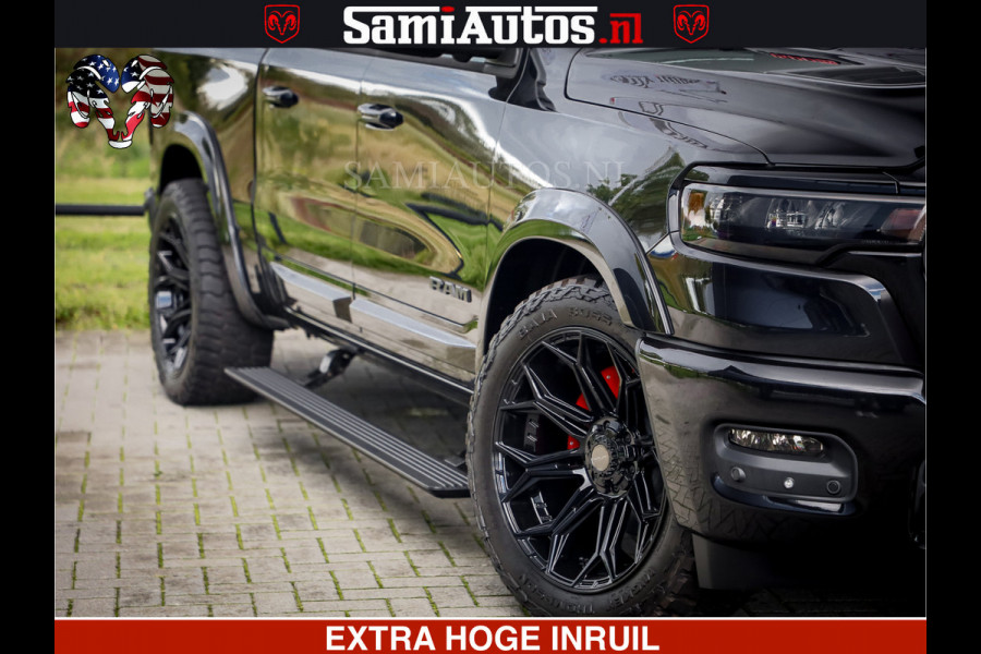 Dodge Ram 1500 Night Premium | Full Option | De Meest Luxe Pick-Up in zijn Klasse | Comfortabele Dubbele Cabine met Royale 5 Zitplaatsen | BPM vrij | Nu Leverbaar uit Voorraad | Voorraad Nr 2200 - 0886