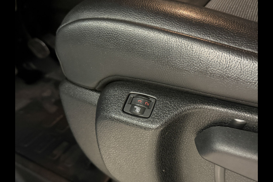 Opel Vivaro 2.0 CDTI 123PK L3H1 Innovation | Apple Carplay/Android Auto | Stoelverwarming | Cruise | PDC V+A | Dodehoeksensor | Airco