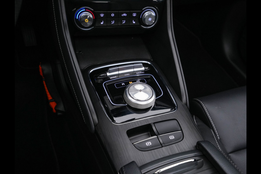 MG ZS EV Luxury 45 kWh (INCL-BTW) Aut. *PANO | LEATHER | CCS-FASTLOADER | KEYLESS | NAVI-FULLMAP | ADAPTIVE-CRUISE | CAMERA | HEATED-SPORTSEATS | CARPLAY | BLINDSPOT | DAB | LANE-ASSIST | 17''ALU*