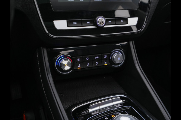 MG ZS EV Luxury 45 kWh (INCL-BTW) Aut. *PANO | LEATHER | CCS-FASTLOADER | KEYLESS | NAVI-FULLMAP | ADAPTIVE-CRUISE | CAMERA | HEATED-SPORTSEATS | CARPLAY | BLINDSPOT | DAB | LANE-ASSIST | 17''ALU*