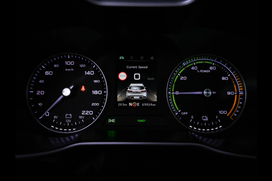 MG ZS EV Luxury 45 kWh (INCL-BTW) Aut. *PANO | LEATHER | CCS-FASTLOADER | KEYLESS | NAVI-FULLMAP | ADAPTIVE-CRUISE | CAMERA | HEATED-SPORTSEATS | CARPLAY | BLINDSPOT | DAB | LANE-ASSIST | 17''ALU*