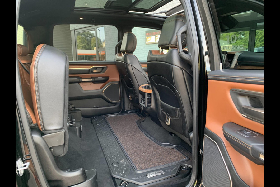 Dodge Ram 1500 Longhorn 5.7 V8 401PK 360cam 4X4 PANO Luchtvering