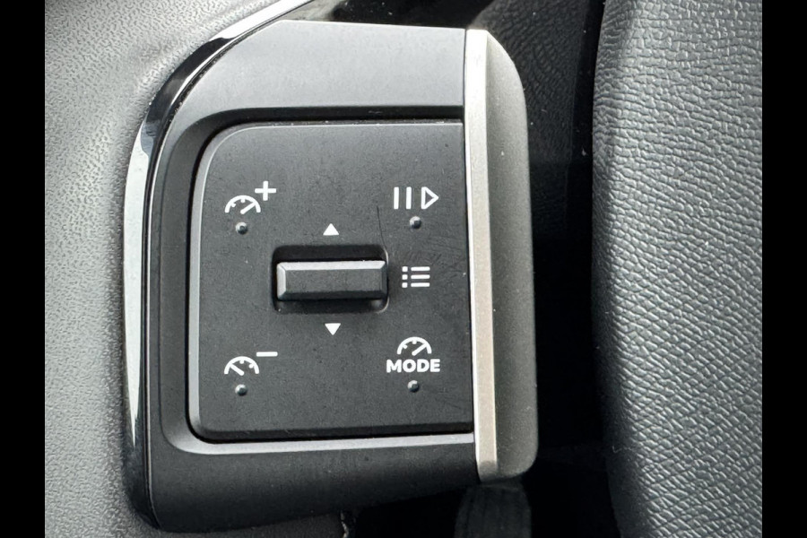 Citroën C3 1.2 Turbo 100pk Trekhaak Adaptieve cruise Airco Apple / Android DAB 4 Seizoenen banden