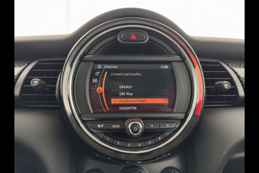 MINI Mini Electric Basic 33 kWh [ 3-Fase ] (SOH-100%) (INCL-BTW) Aut. *HEATPUMP | FULL-LED | SPORT-SEATS | NAVI-FULLMAP | DIGI-COCKPIT | DAB+ | ECC | CCS-FASTLOADER | UNION-JACK | KEYLESS | CRUISE | AMBIENT-LIGHT | 16''ALU*