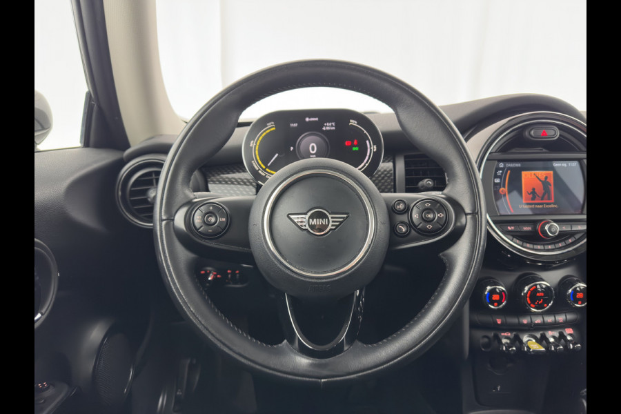 MINI Mini Electric Basic 33 kWh [ 3-Fase ] (SOH-100%) (INCL-BTW) Aut. *HEATPUMP | FULL-LED | SPORT-SEATS | NAVI-FULLMAP | DIGI-COCKPIT | DAB+ | ECC | CCS-FASTLOADER | UNION-JACK | KEYLESS | CRUISE | AMBIENT-LIGHT | 16''ALU*