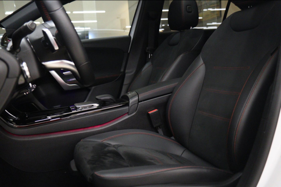 Mercedes-Benz A-Klasse 200 AMG NAP/PANO/KEYLESS/SFEER/MEMORY/VOL