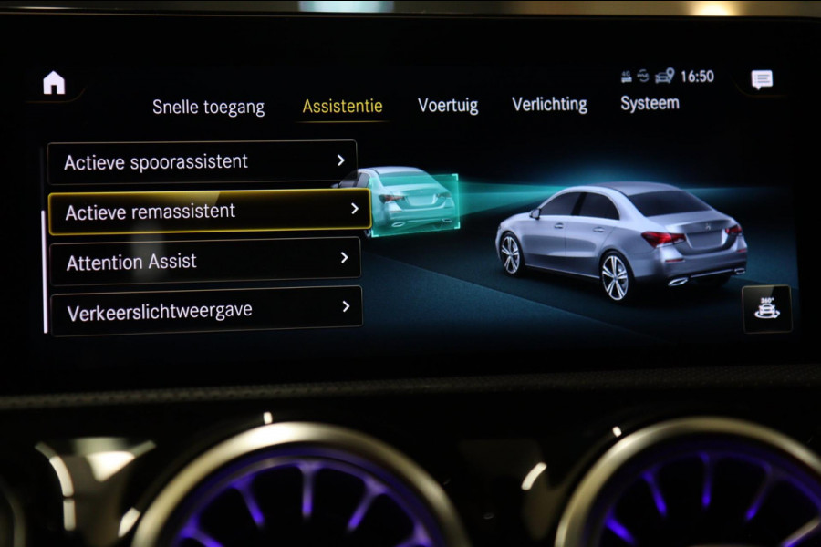 Mercedes-Benz A-Klasse 200 AMG NAP/PANO/KEYLESS/SFEER/MEMORY/VOL