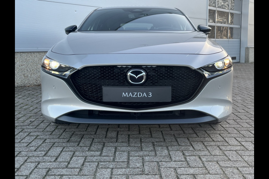 Mazda 3 2.5ltr 140pk, handbak HOMURA