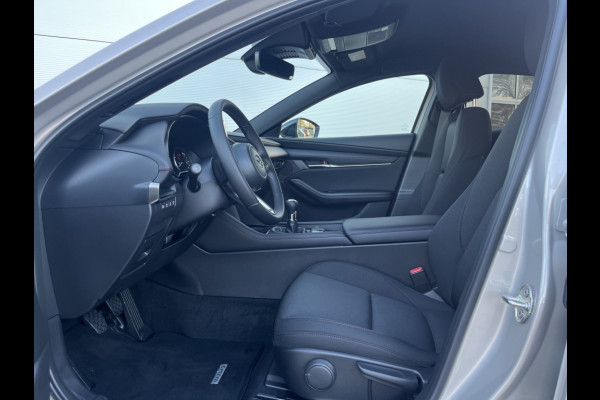 Mazda 3 2.5ltr 140pk, handbak HOMURA